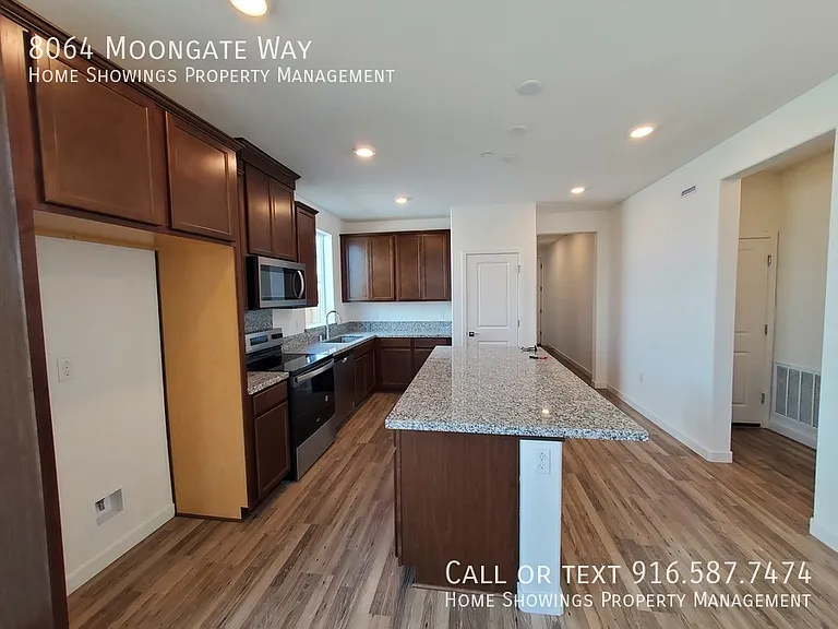 8064 Moongate Way — Photo 20