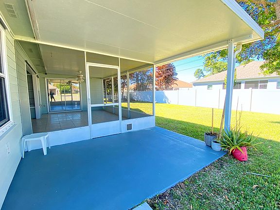 3rd image of 2242 SW Natema Road