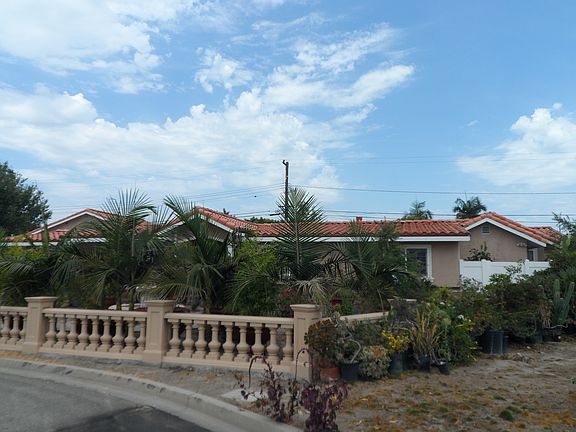 5th image of 11286 Songish St