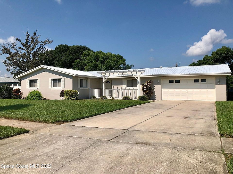 1st image of 3532 Royal Oak Dr
