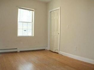 222 Douglas Ave #2, Providence, RI 02908