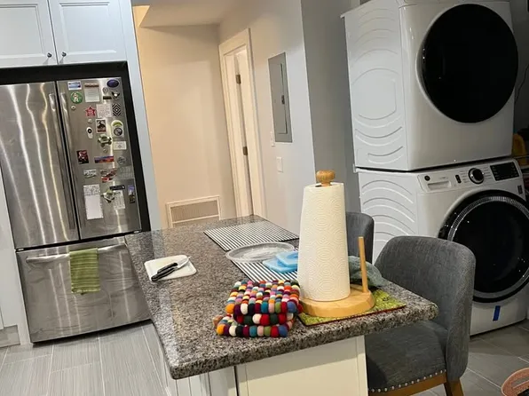 316 Belgrade Ave #2, Boston, MA 02131
