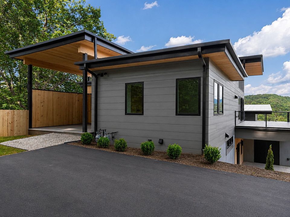 1st image of 203 Mountain Laurel Ridge #4