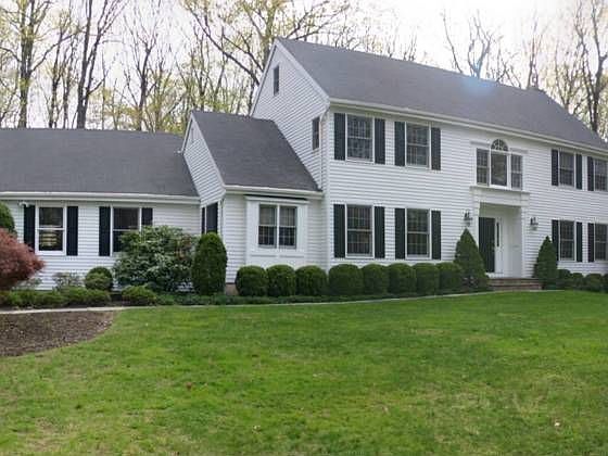 2nd image of 50 S Ridge Ct