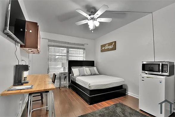 250 SE Park St #3 — Photo 5