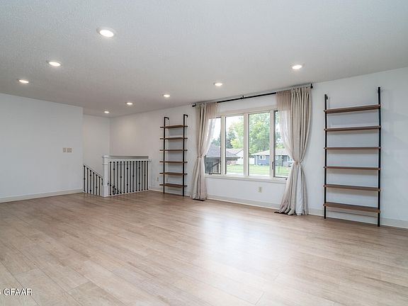 4th image of 1709 S 35th St