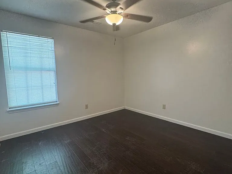 95 Hampton Oaks Dr — Photo 8