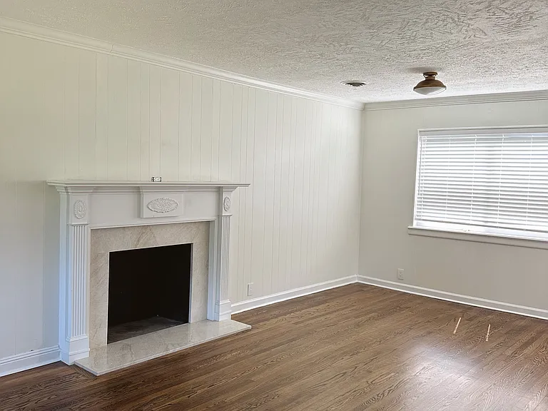 5224 Jacksboro Pike — Photo 3