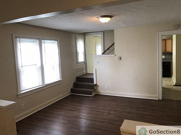 5th image of 38 Stevens Ave