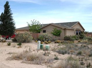 520 5th St NE, Rio Rancho, NM 87124