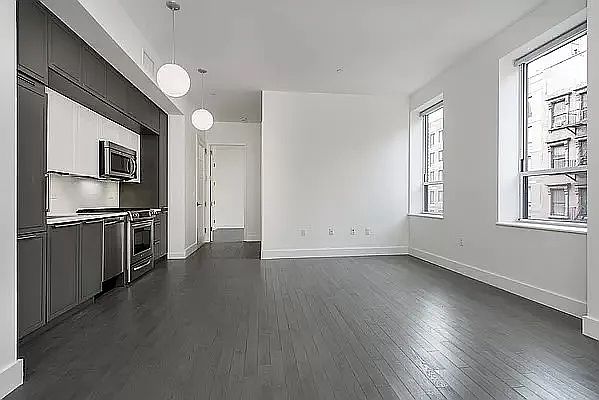 1st image of 416 W 52nd St #422