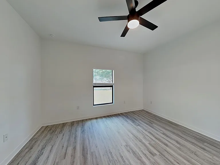 1114 Bismarck Rd — Photo 38