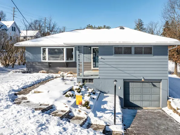 1217 Corvet Ave, Morgantown, WV 26505