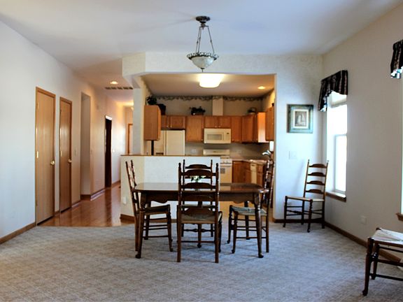 3rd image of 2901 Buckskin Ln