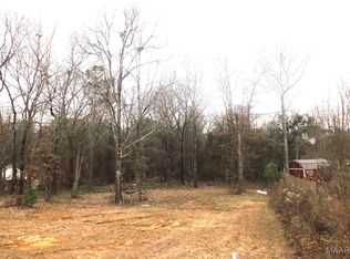 1506 White Cloud Dr, Deatsville, AL 36022
