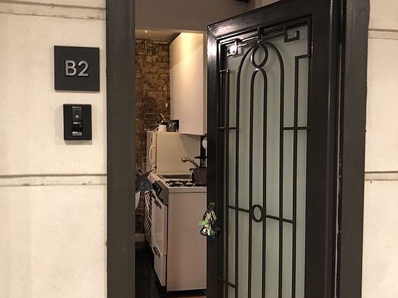 5th image of 224 Sullivan St #B-2*******