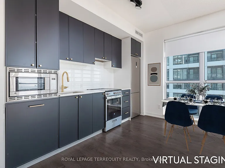 49 E Liberty St #1802 — Photo 9
