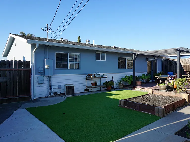 2463 Borax Dr — Photo 2