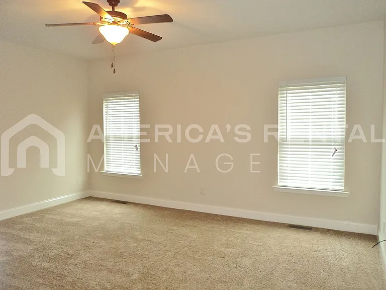 3768 Creekside Way — Photo 13