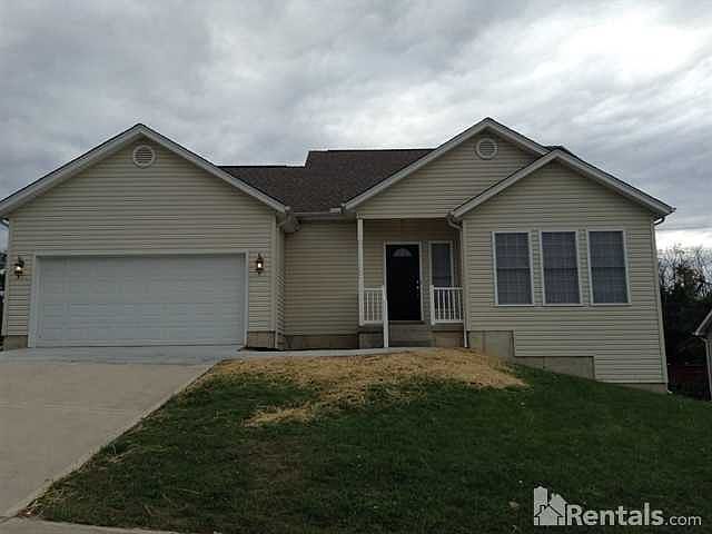 1st image of 75 Thornhill Dr