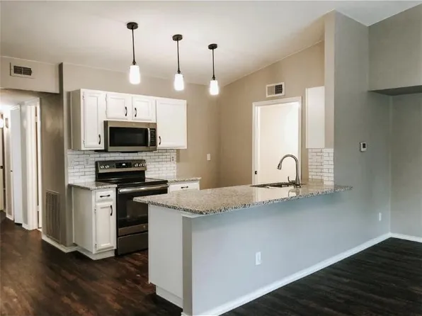 4432 Chapman St, The Colony, TX 75056