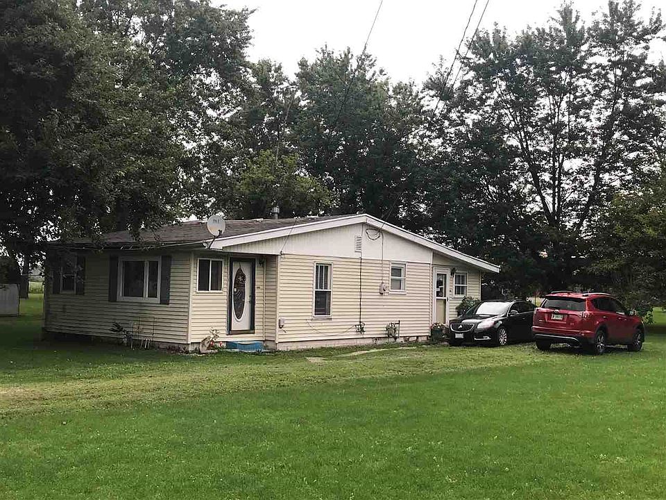 1st image of 704 N Eastwood Dr
