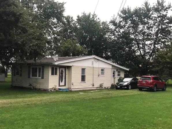 704 N Eastwood Dr, Muncie, IN 47303