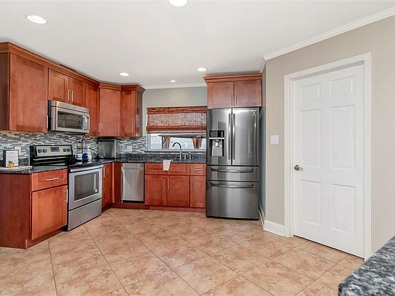 5th image of 2535 LAKE ELLEN DRIVE