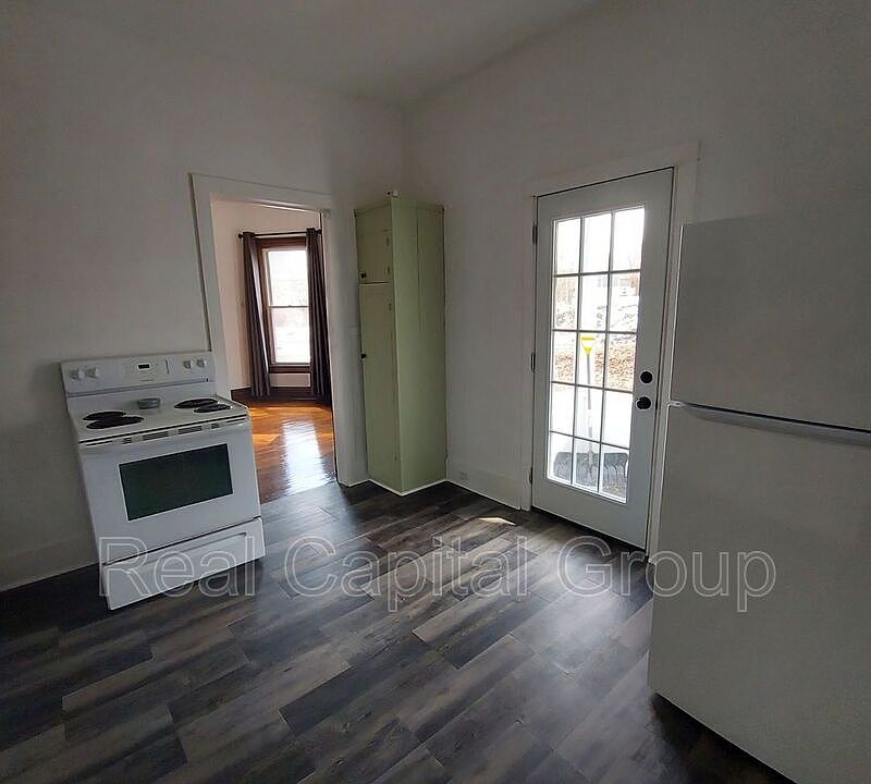 15 S Main St Voorheesville NY Zillow