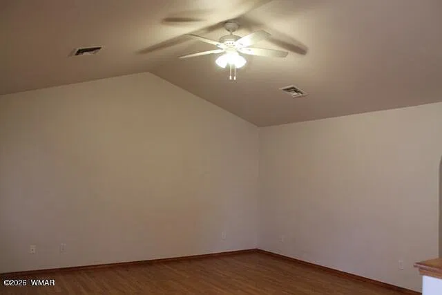 3 bed, 1650 sqft, $2,400 — Photo 3