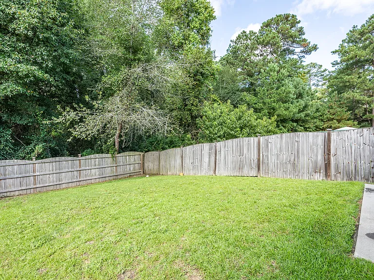 199 Stanley Ct — Photo 7