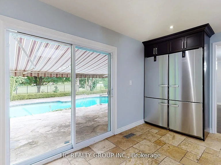 83 Fairway Heights Dr — Photo 13