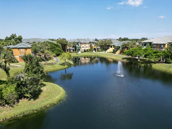 Sanctuary Cove Apartments