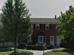 4328 W 196th St, Cleveland, OH