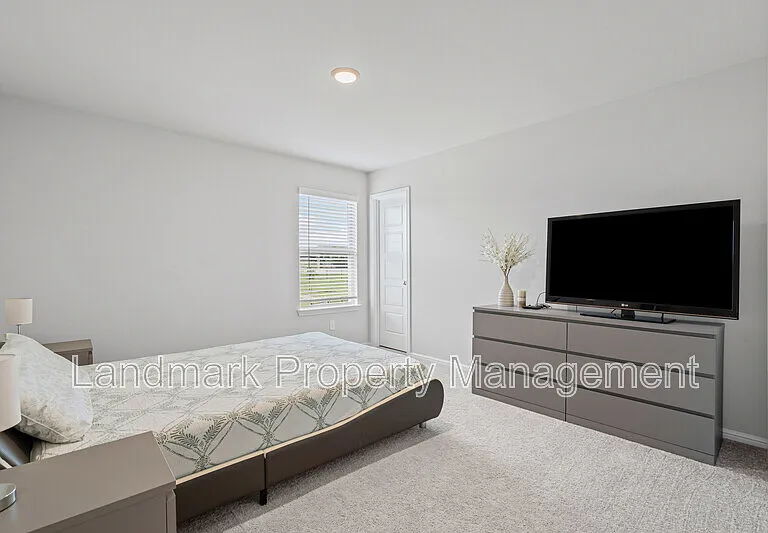 1206 Fox Chase Dr — Photo 23