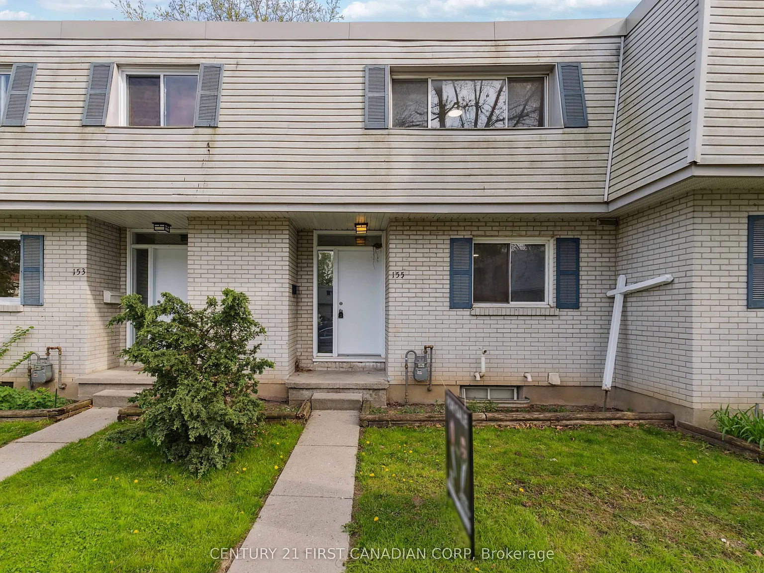 3 bed, $2,200 — Photo 3