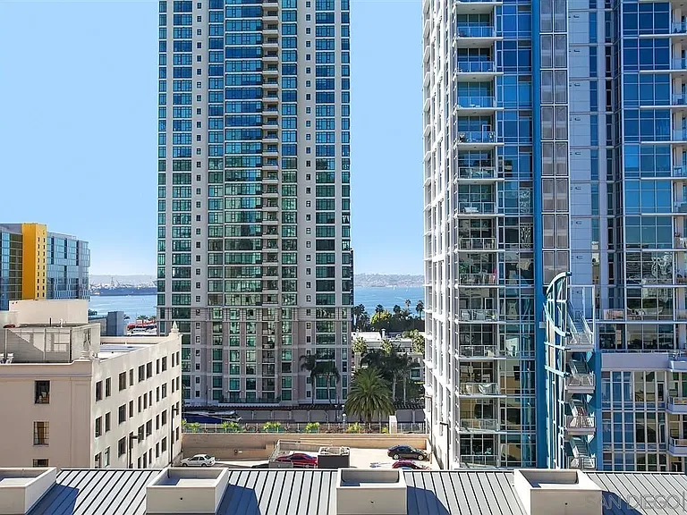 1240 India St #911 — Photo 6