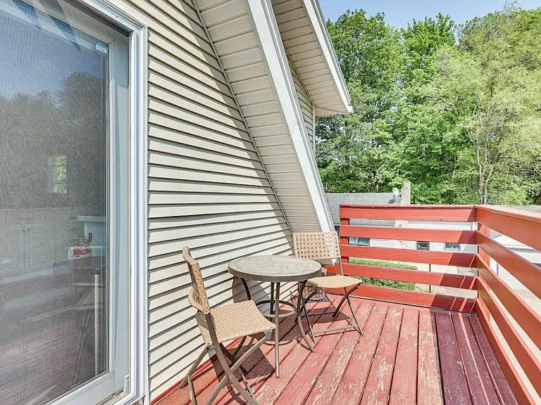 37 Pinecrest Dr #A — Photo 22