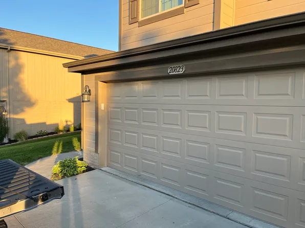 20823 Clark St, Elkhorn, NE 68022