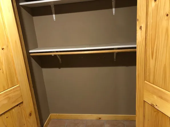 57134 208th St, Litchfield, MN 55355