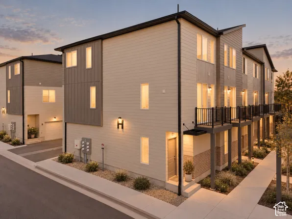1146 S Redwood Rd #802, Salt Lake City, UT 84104