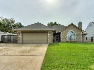 2404 Big Horn Canyon Rd, Yukon, OK 73099