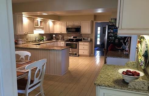 2nd image of 579 Eagle Cir