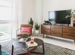 8215 SW 71st Ave, Miami, FL 33143