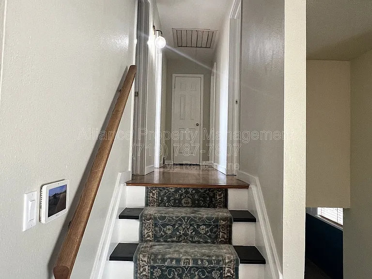 514 Catalina Dr — Photo 13