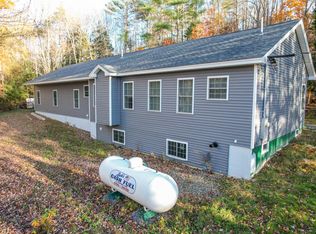 206 Livermore Falls Road, Farmington, ME 04938