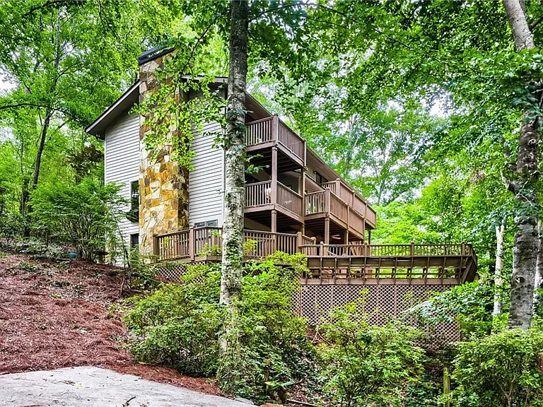 570 Idlewood Dr NW — Photo 30