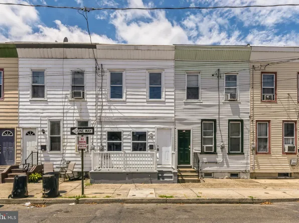 237 3rd St, Gloucester City, NJ 08030