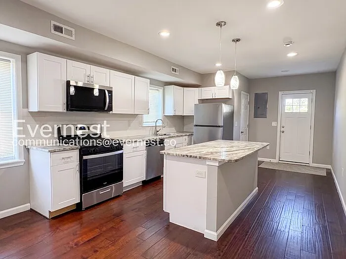 3800 Old York Rd — Photo 4