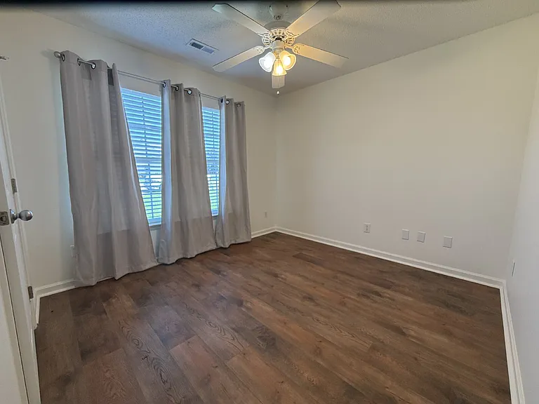 111 Turnstone Ct SW — Photo 15
